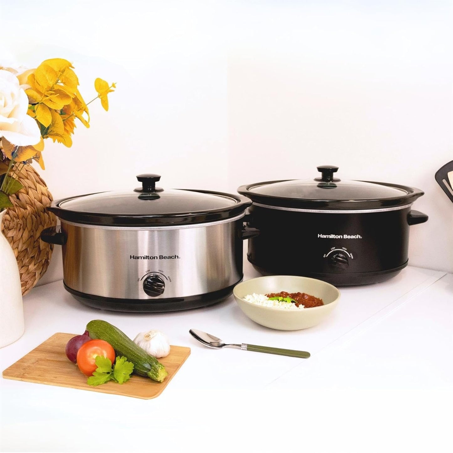 Hamilton Beach 6.5L Family Favourite Slow Cooker, 240W Energy-Efficient Design, Removable Oven-Safe Ceramic Bowl, 3 Heat Settings, Serves 6-8 People, Easy Clean, Black - HBSC070B