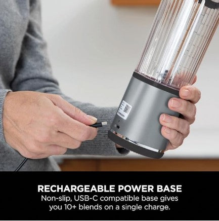 Ninja Blast Portable Blender, 530ml, Leakproof Lid & Sip Spout, Powerful Cordless Mini Blender, Rechargeable, Portable Smoothies, Protein Shakes, Blends Ice & Frozen Fruit, Black, BC151UKBK